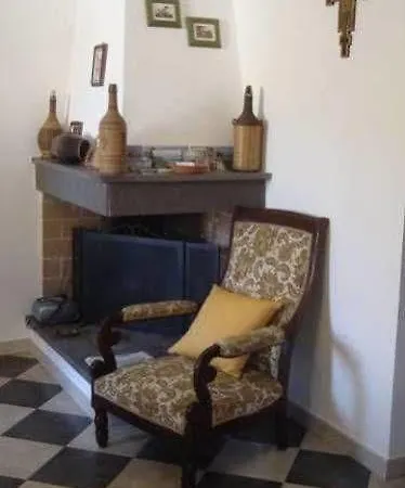 Casa Pisanu Bed & Breakfast *